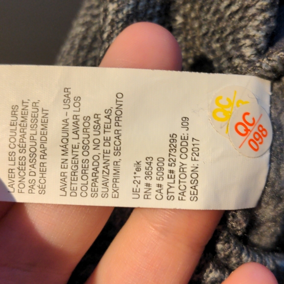 G.H. Bass & Co. Men's Gray Pullover Large - Picture 6 of 10